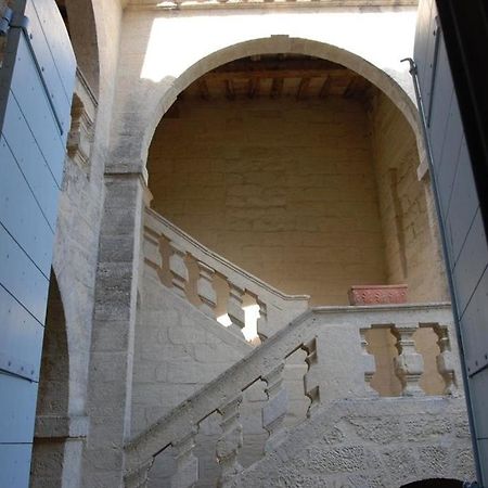Le Richelieu Bed & Breakfast Uzès Екстериор снимка