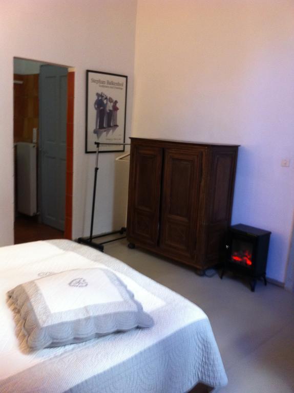 Le Richelieu Bed & Breakfast Uzès Екстериор снимка