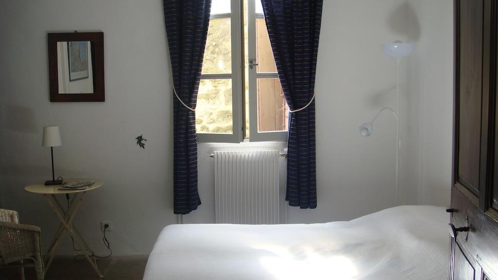 Le Richelieu Bed & Breakfast Uzès Екстериор снимка