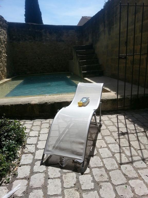 Le Richelieu Bed & Breakfast Uzès Екстериор снимка