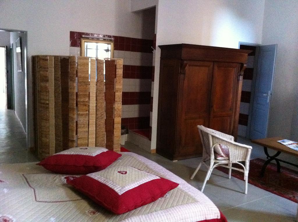 Le Richelieu Bed & Breakfast Uzès Стая снимка