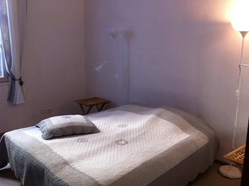 Le Richelieu Bed & Breakfast Uzès Екстериор снимка